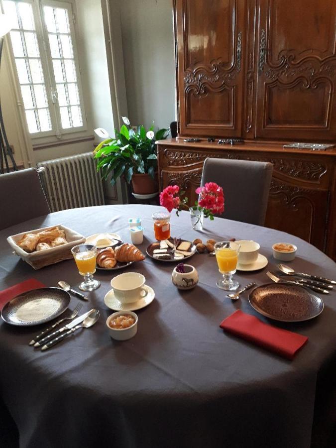 Bed and Breakfast Le Parc des Aubiers à Brion  Extérieur photo